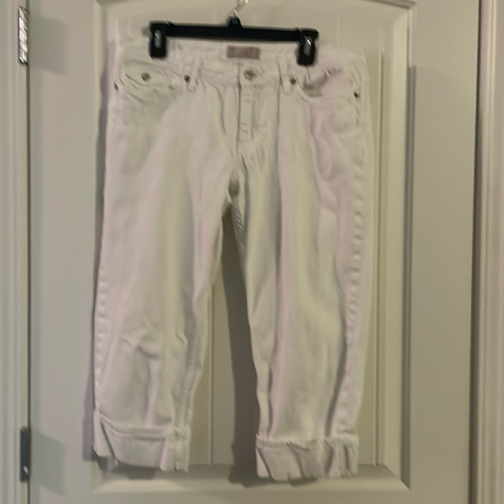 White capris